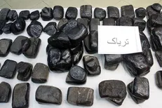 ۸۶ کیلو تریاک در کامیون رها شده کشف شد