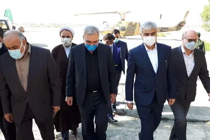 وزیر بهداشت وارد کرمانشاه شد
