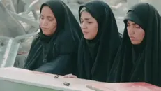 روایت معلم جانباز از لحظات وقوع حمله جنایتکاران آمریکای-صهیونی به مدرسۀ میناب+فیلم