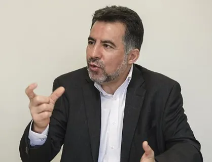 کیوانی: ممنوعیت ورود واکسن فایزر و مدرنا عاقلانه و عالمانه&zwnj; بود