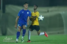 هافبک استقلال از این تیم جدا شد