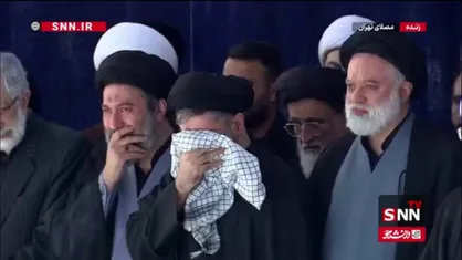 حضور فرزندان رهبرشهید انقلاب در مصلی تهران