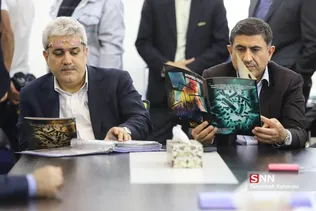 از راست : عزیز الله شهبازی استاندار البرز و سورنا ستاری معاون علم و فناوری رییس جمهور