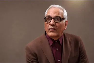 تاریخ دقیق پخش سریال مرد سه هزار چهره مهران مدیری / اعلام زمان نمایش مسعود شصتچی در روز یکشنبه چه بود؟ / هنرنمایی پژمان بازغی ، نصرالله رادش و محمد بحرانی در کنار کارگردان