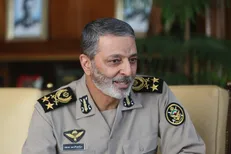 دل‌نوشته فرمانده ارتش در سوگ شهدای حمله تروریستی اهواز