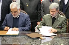 امضاء تفاهم نامه همکاری جامع وزارت دفاع و دانشگاه آزاد اسلامی