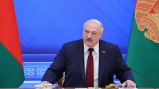 رئیس جمهور بلاروس: متأسفانه سیستم تجارت جهانیِ امروز در حالت بسته‌ای قرار دارد/طی هفته‌های اخیر در حوزه اقتصادی شرکای ما از جمله ایران هدف مداخلات بسیار جدی قرار گرفته‌اند + فیلم