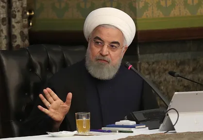 روحانی: پرخطرترین تردد&zwnj;ها در بیمارستان است / اگر کسی حالش وخیم نیست بهترین مکان خانه است