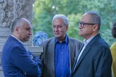 اولین آزمونِ سخنگوی دولت در میان هنرمندان برگزار شد / پا درمیانی مجدد رامبد جوان برای زندانی‌های سیاسی