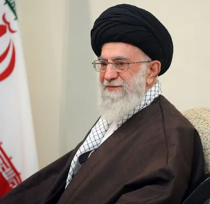مشروح بیانات رهبر انقلاب در دیدار دست&zwnj;اندرکاران همایش بزرگداشت آیت&zwnj;الله ناصری دولت&zwnj;آبادی. ۱۴۰۲/۷/۴
