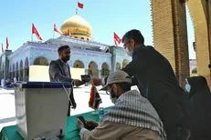 اخذ رای انتخابات ریاست جمهوری در حرم حضرت زینب (س)