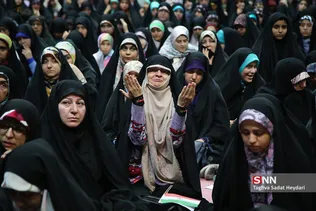 اجتماع عظیم دختران انقلاب