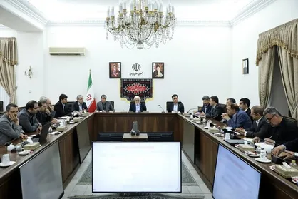 عارف: به دنبال رسیدن به جایگاه برتر در فناوری&zwnj;های نوظهور هستیم
