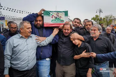 تشییع پیکر مطهر ٨ شهید اقتدار ایران در شیراز