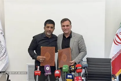 امضای تفاهم&zwnj;نامه همکاری مشترک فدراسیون کشتی و هیئت فوتبال استان تهران