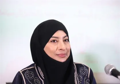 شاعر تونسی &laquo;خذونی أُنشد فی شوارع طهران&raquo; به ایران می&zwnj;آید