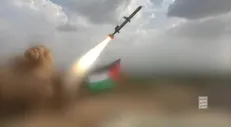 حمله موشکی یمن به سرزمین‌های اشغالی فلسطین/ پرواز‌های فرودگاه بن گوریون متوقف شد