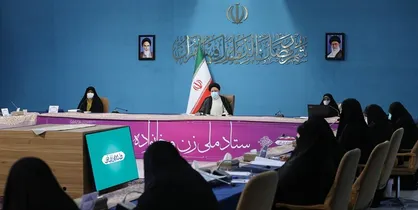 رئیس&zwnj;جمهور: بانوان باید احساس کنند که در جامعه مورد پشتیبانی هستند