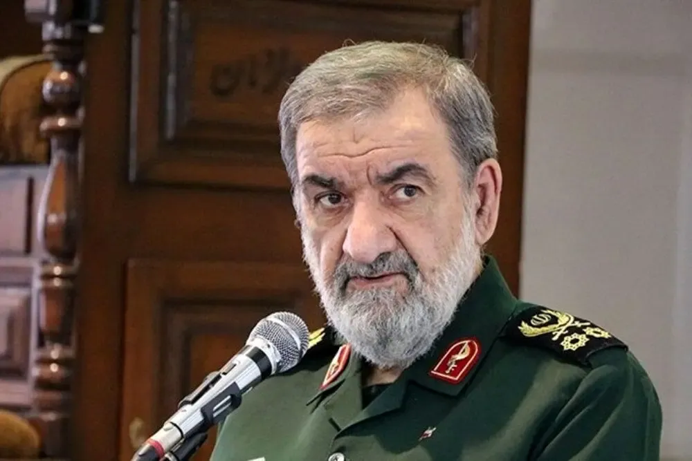 سرلشکر رضایی: دشمن روی تفرقه حساب کرده است / وحدت ما کمتر از قدرت نظامی نیست+فیلم