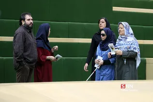 حضور قربانیان اسید پاشی در جلسه علنی مجلس
