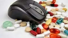 خطر افزایش خطا‌های دارویی در پی صدور مجوز فروش اینترنتی دارو