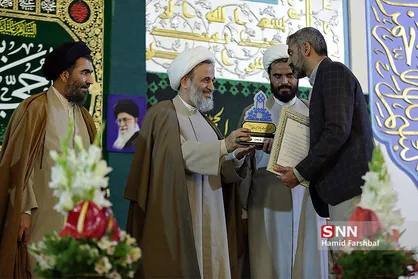 اجتماع مردمی بیعت با امام عصر (عج) در حرم مطهر رضوی