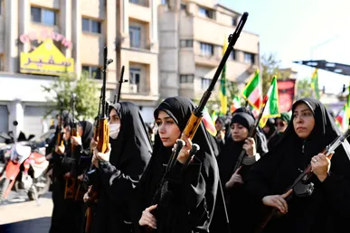 ما قطعا انتقام خون امام شهید خود را از دشمن خواهیم گرفت/ پدرِ دشمنِ متجاوز آمریکایی را در می‌آوریم + فیلم