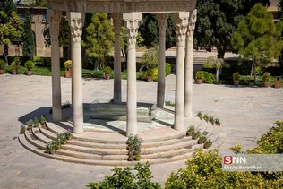 20 مهر ماه، روز بزرگداشت حافظ شیرازی