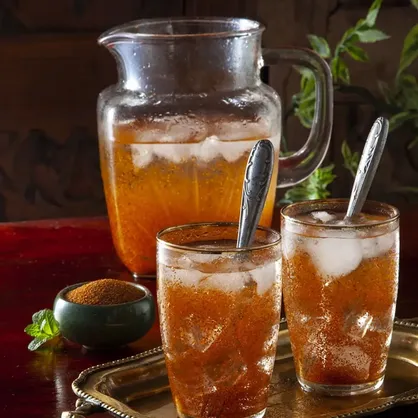 چگونه در ماه رمضان دچار کم&zwnj;آبی و اضافه&zwnj;وزن نشویم؟