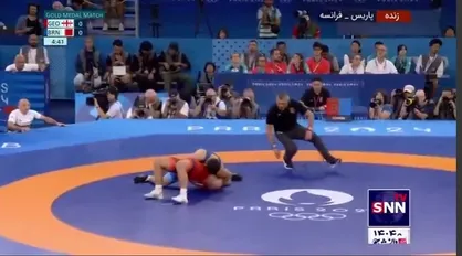 احمد تاج&zwnj;الدینوف کشتی گیر روسی&zwnj;الاصل بحرین با ضربه کردن حریف به طلا رسید