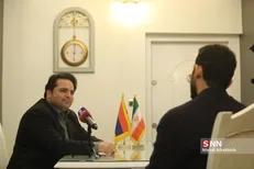 یاریجانیان: دلار ۴۲۰۰ حاصل نفوذ در بدنه دولت بود/ تشدید رکود تورمی در صورت تداوم ارز ترجیحی