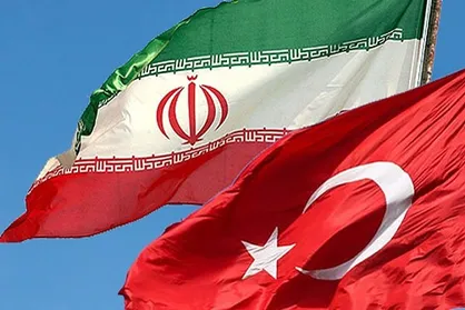 ایران و ترکیه ۴ سند همکاری امضا کردند