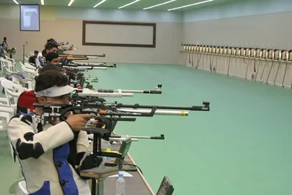 صدرنشینی سپاهان در هفته دوم لیگ برتر تفنگ و تپانچه