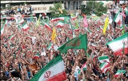 بسیج دانشجویی دانشگاه&zwnj;های شاهین شهر و میمه برای وقوع انقلاب اقتصادی تلاش می&zwnj;کند