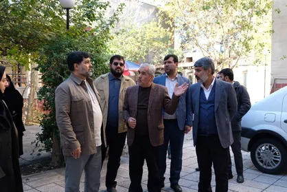 افتتاح زمین چمن مصنوعی در کانون فرهنگی حر منطقه ۱۱ تهران/ لزوم تسریع در بازسازی و مرمت خانه موزه &laquo;فروغ فرخزاد&raquo;