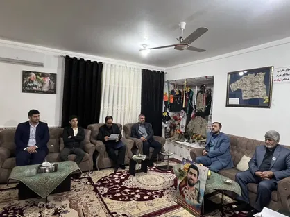 دیدار دبیر ستاد حقوق بشر با برخی خانواده&zwnj;های شهدا در استان گلستان+ تصاویر