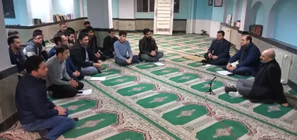 انتقاد رئیس دانشگاه صنعتی شریف از جاری شدن فاضلاب در مقابل خوابگاه دانشجویی وزوایی و بی&zwnj;خیالی مسئولان + فیلم