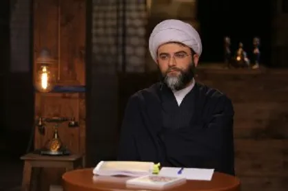موضوع آقازادگی و حقوق&zwnj;های نجومی از درد&zwnj;های امروز جامعه است