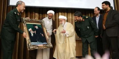 تقدیر از ۴۰ سال مجاهدت آیت الله جنتی