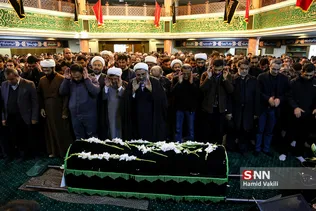 مراسم تشییع پیکر جهادگر دانشجو امیرمحمد اژدری در جماران