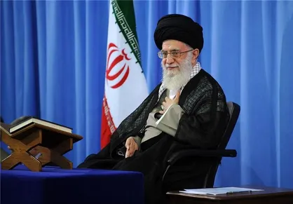 شرکت&zwnj;کنندگان در مسابقات بین&zwnj;المللی قرآن کریم با رهبر انقلاب دیدار کردند