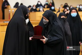 مراسم بزرگداشت روز زن با حضور رئیس جمهور