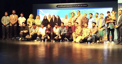 چهره&zwnj;های برتر هنر انقلاب اسلامی در کرمان معرفی شدند