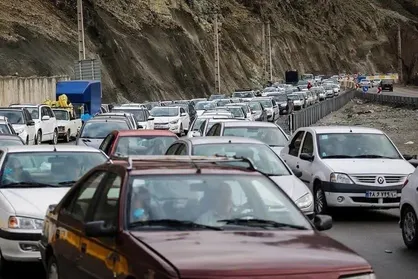 با پایان یافتن تعطیلات
ترافیک سنگین در خروجی&zwnj;های مشهد در ۱۷ تیرماه
