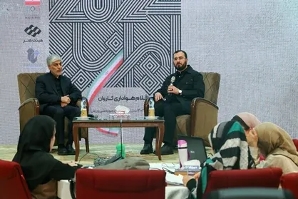 بازدید وزیر ورزش از طراحی اقلام کاروان ایران در المپیک