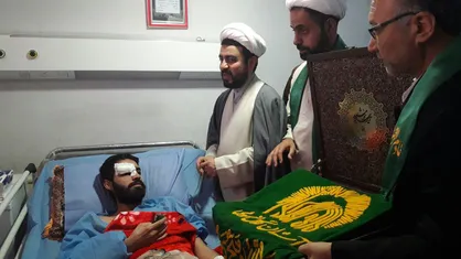 عیادت خدام امام رضا(ع) از جانبازان حشدالشعبی/ استقبال اهل&zwnj;سنت عراق از کاروان &laquo;زیر سایه خورشید&raquo;