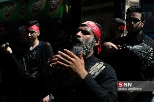 دسته عزاداری روز عاشورا حسینی