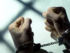 دستگیری شرور جنوب پایتخت/مرد تبهکار ۹ خودرو را تخریب کرده بود