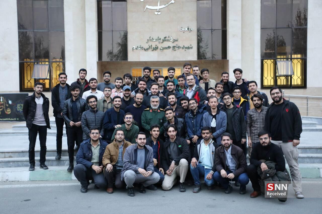سردار حاجی زاده