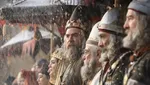 این سریال به نویسندگی و کارگردانی داود میرباقری و تهیه‌کنندگی حسین طاهری در سه فصل «ایران باستان»، «بیزانس» و «حجاز» ساخته می‌شود. فیلمبرداری فصل «بیزانس» به پایان رسیده و مراحل پس‌تولید آن ماه‌هاست که آغاز شده است. براساس برنامه‌ریزی‌ها، فیلمبرداری فصل «ایران» نیز تا پایان بهار سال آینده به اتمام می‌رسد و دو فصل نخست که روایت زندگی سلمان از کودکی تا حرکت او به سوی حجاز را دربر می‌گیرد، در تابستان سال آینده از تلویزیون پخش خواهد شد.